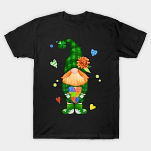 Gnome Hugging Heart Autism St Patrick's Day T-Shirt